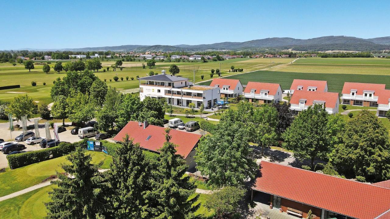 Bachhof Resort Hotel Kirchroth Dış mekan fotoğraf